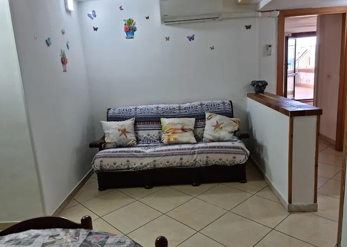 Via Pasquale Testa *