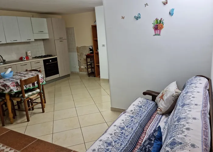 Via Pasquale Testa *