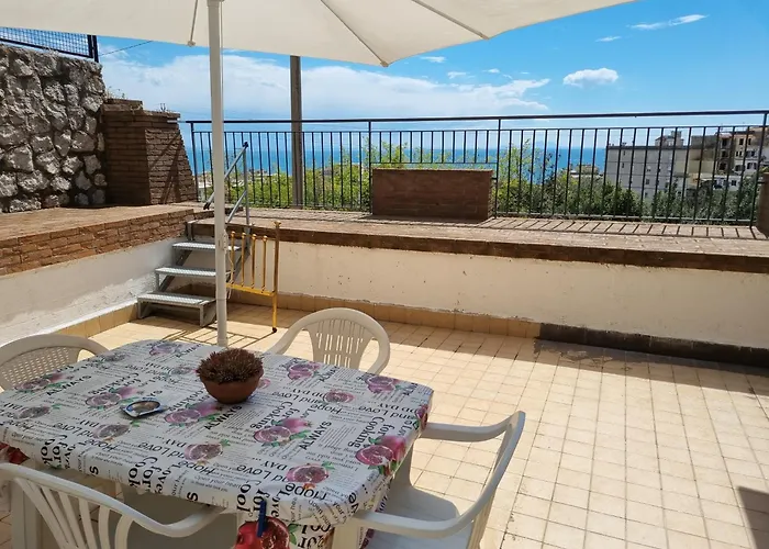 Via Pasquale Testa *